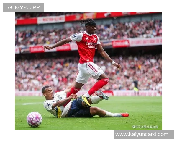 英超积分榜混乱不堪枪手领先曼城黑猫19分四队紧追其后