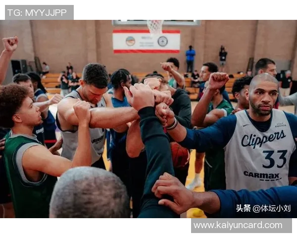 快船全员积极备战明日季前赛首战广州训练照曝光