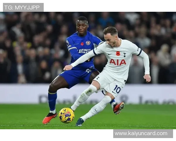 慈善拳击赛精彩上演切尔西传奇乔迪莫里斯战胜热刺名宿本特利